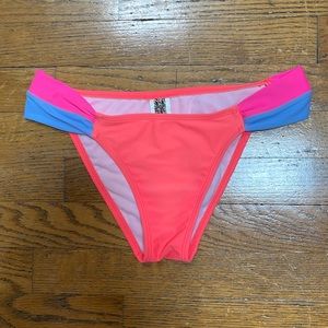 ONeill bikini bottom. Size M